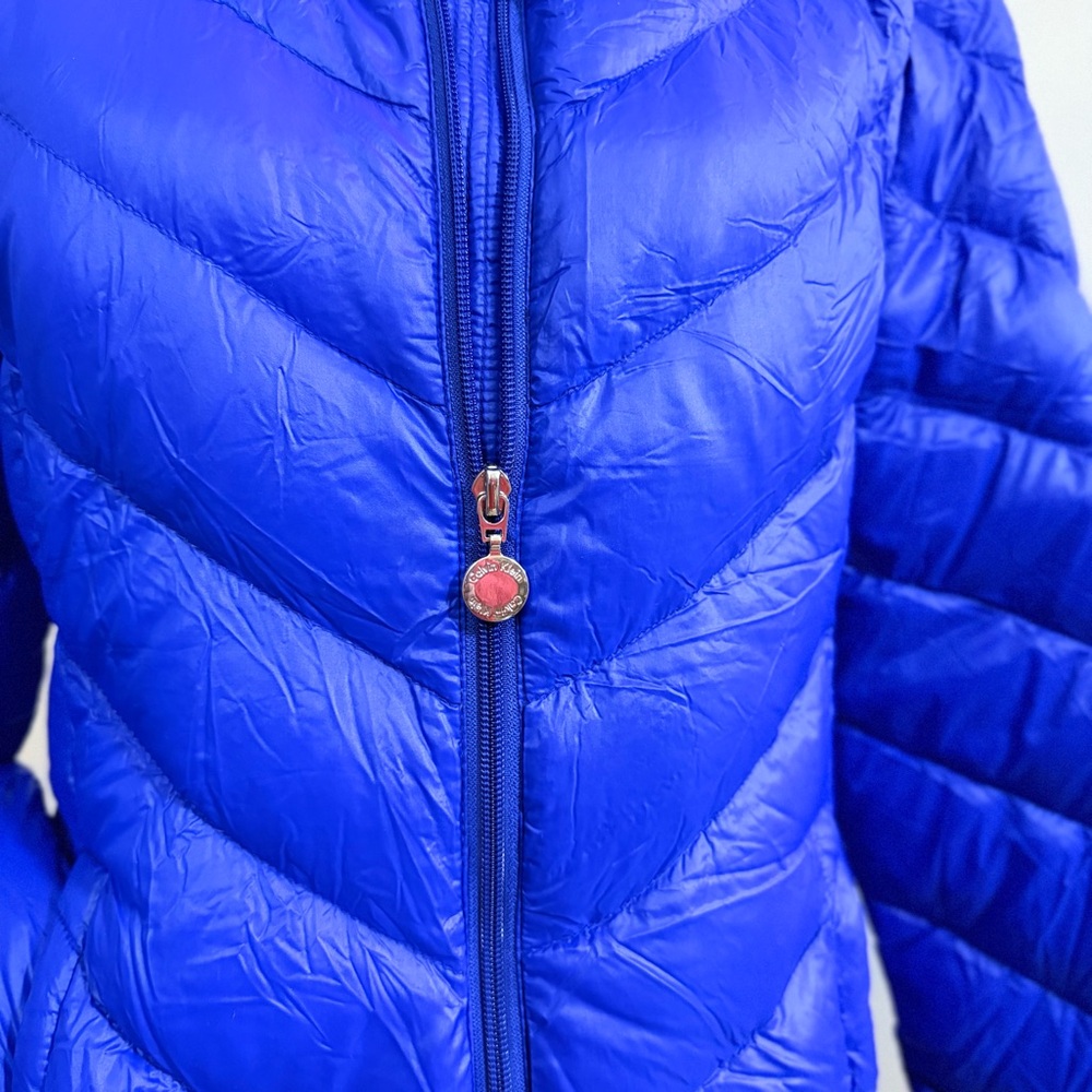 🌾 Calvin Klein Chevron Quilted Packable Puffer Coat in Royal Blue - Picture 3 of 9